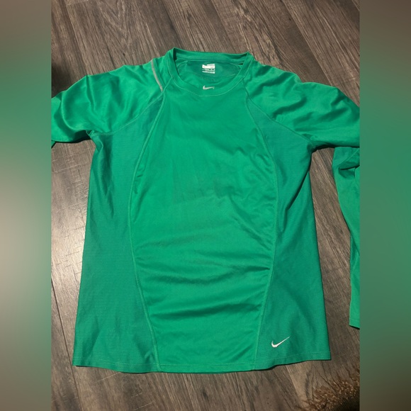 Nike Long Sleeve - Picture 1 of 3